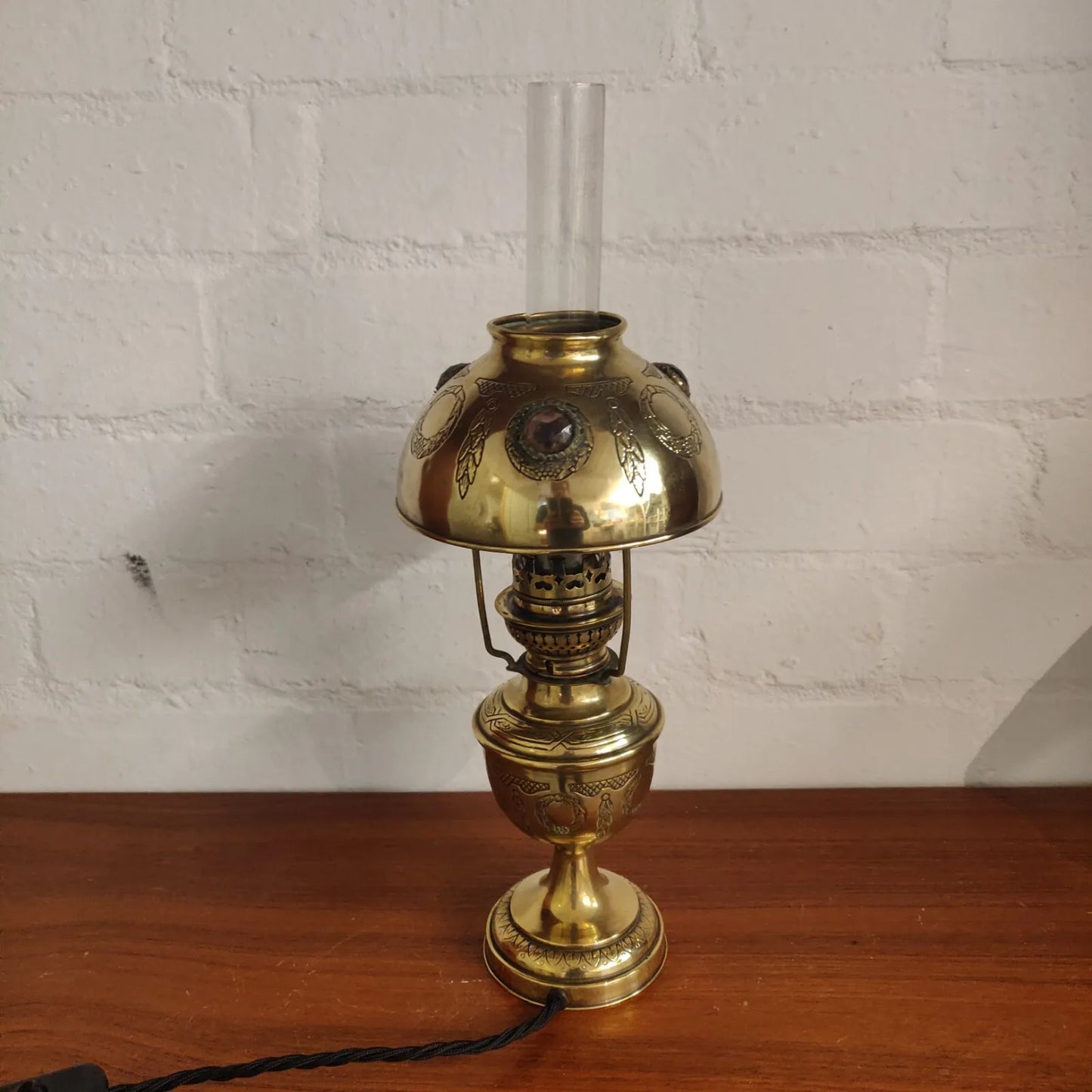 Art Nouveau C.1900 French Brass Oil Lamp.